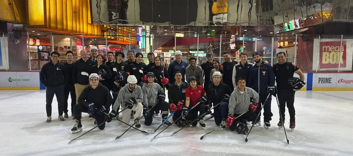 IIHF Learn To Play 教練訓練營學員合照
